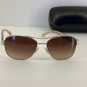 Coach Women’s Gold Tone Aviator Hc7064 Sunglasses